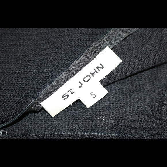 St. John Luxe Rib Knit Shell - Picture 4 of 7